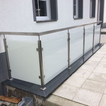 Geländerbau in VA Metall